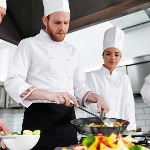 Aspects To Consider For Your Restaurant's Employee Uniforms